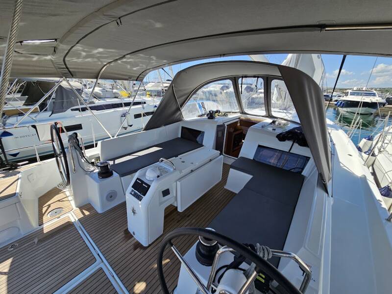 Sun Odyssey 490
