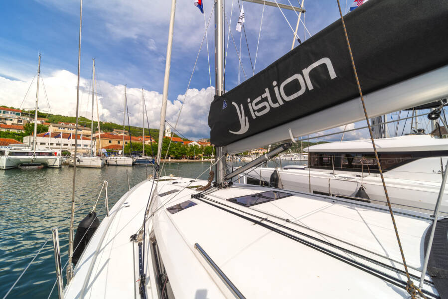 Sun Odyssey 490