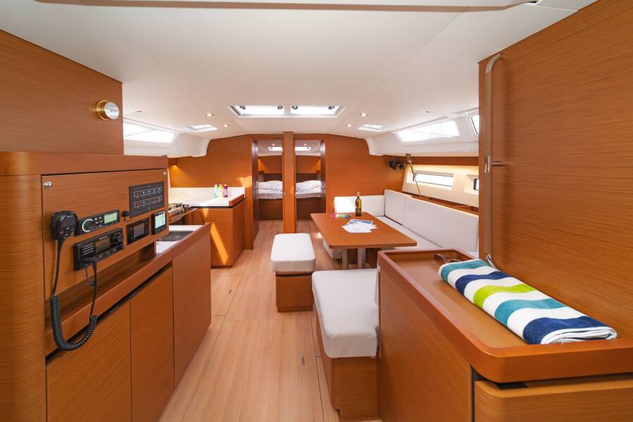 Sun Odyssey 490