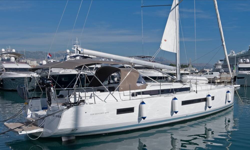 Sun Odyssey 490