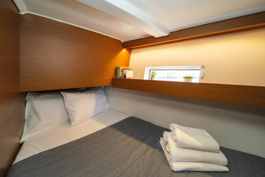 Sun Odyssey 490