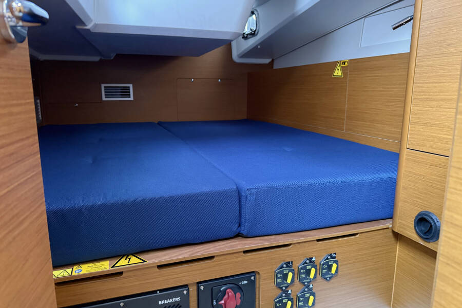Sun Odyssey 490