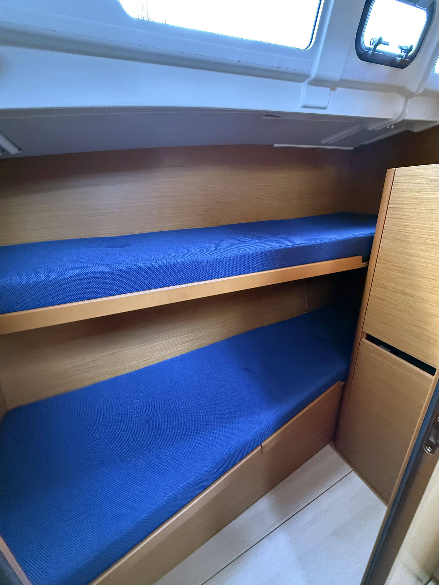 Sun Odyssey 490