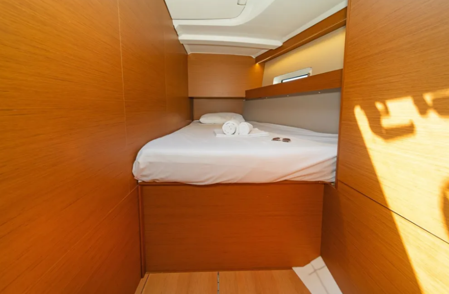 Sun Odyssey 490