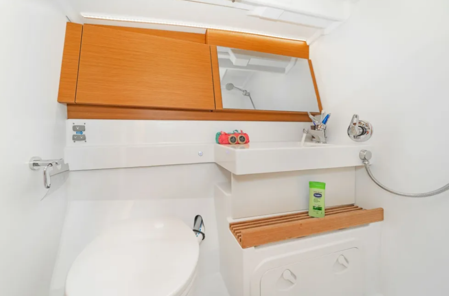 Sun Odyssey 490