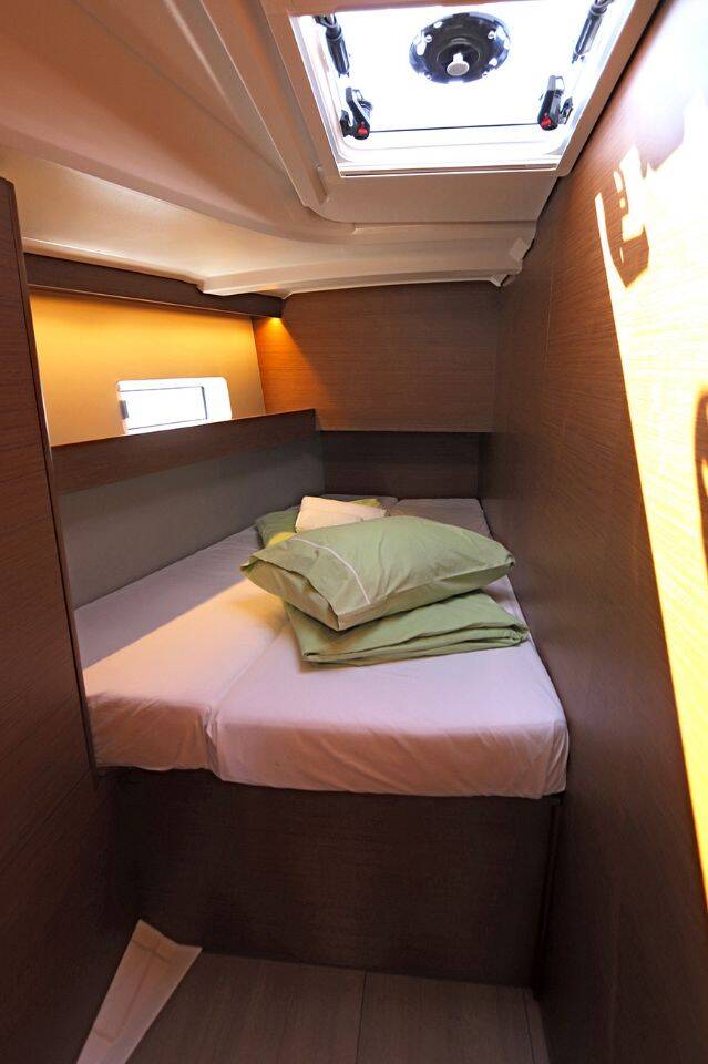 Sun Odyssey 490