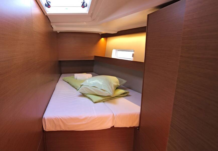 Sun Odyssey 490