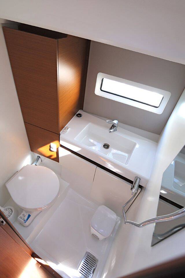 Sun Odyssey 490