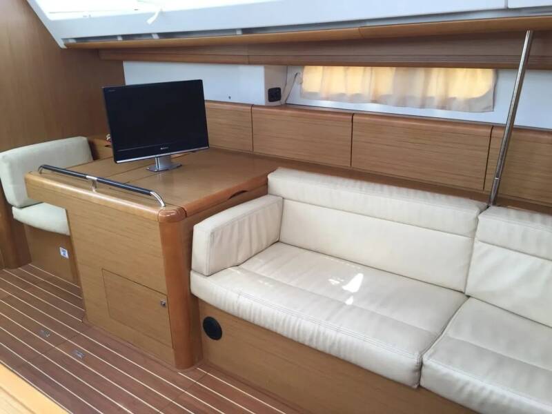Sun Odyssey 50 DS