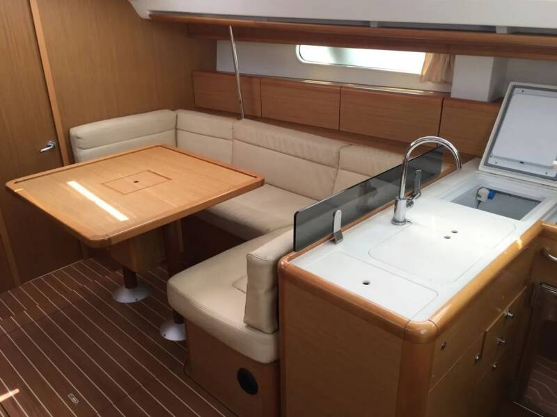 Sun Odyssey 50 DS