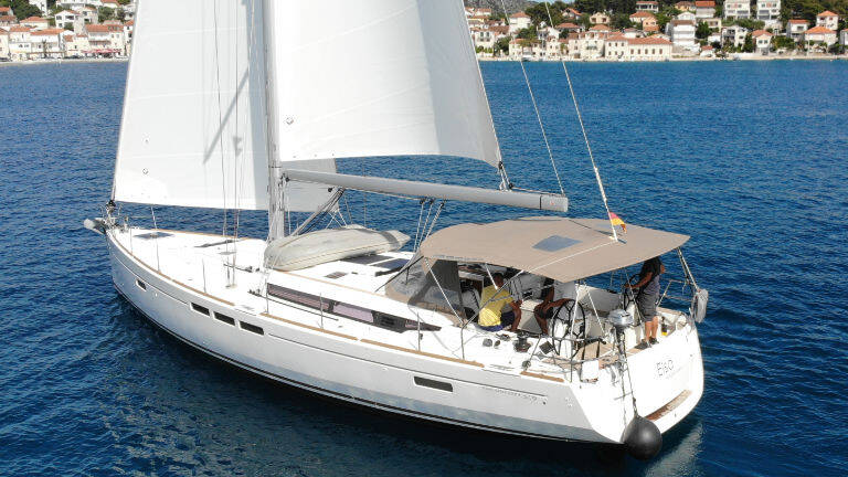 Sun Odyssey 519