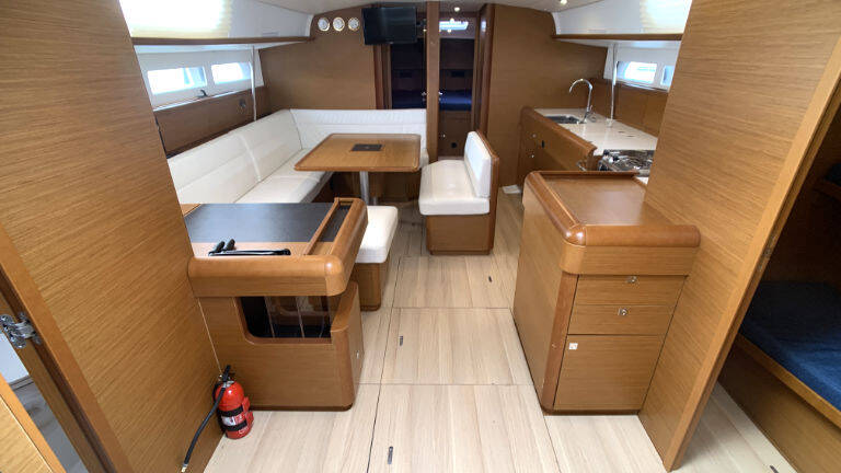 Sun Odyssey 519