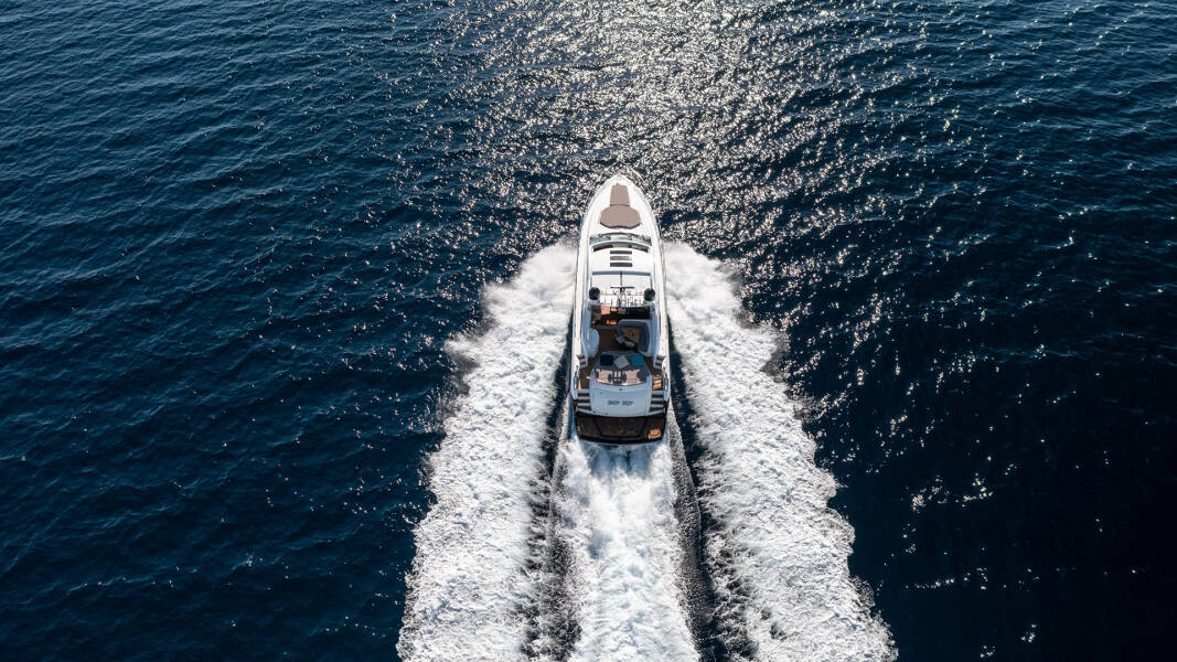 Sunseeker Predator 72