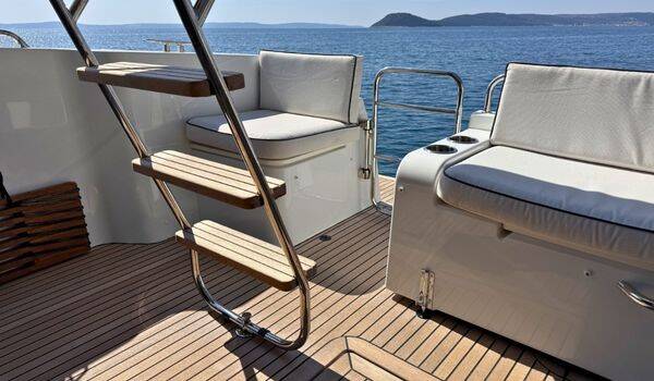 Swift Trawler 37