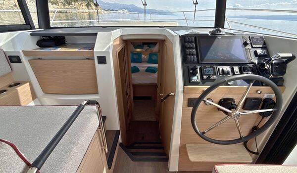 Swift Trawler 37