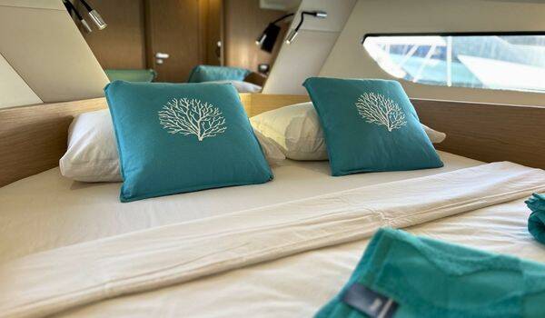 Swift Trawler 37