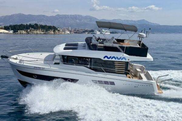 Swift Trawler 37